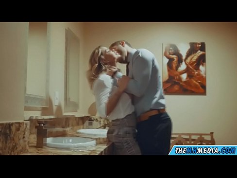 ❤️ Quan una rossa tetona et sedueix en un lavabo públic ❌ Només porno a nosaltres ca.hdpornpics.ru ❌